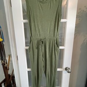Pact Women’s Olivine Relaxed Slub Muscle Tee Jumpsuit Green Medium